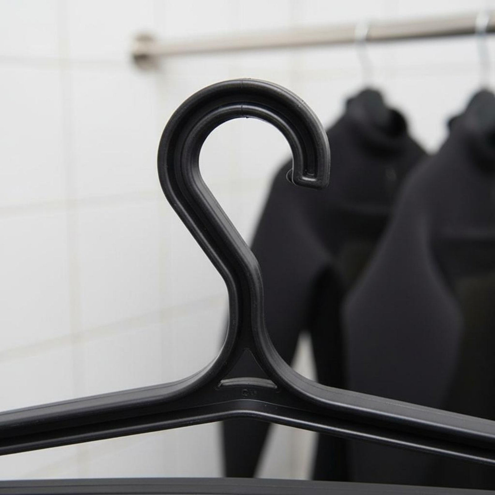 Sports Equipment Drying Rack - Cabide para Roupa de Mergulho Durável,