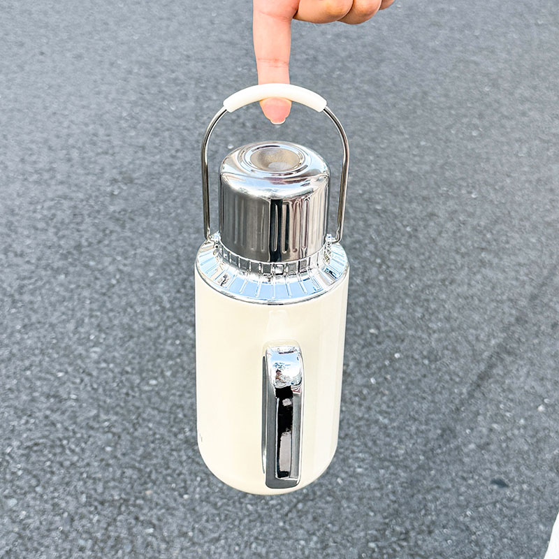 Garrafa Térmica de Aço Inoxidá - Sports Water Bottle Insulated avaliação e preço