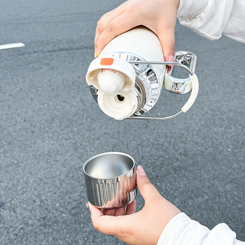 Garrafa Térmica de Aço Inoxidá - Sports Water Bottle Insulated avaliação e preço